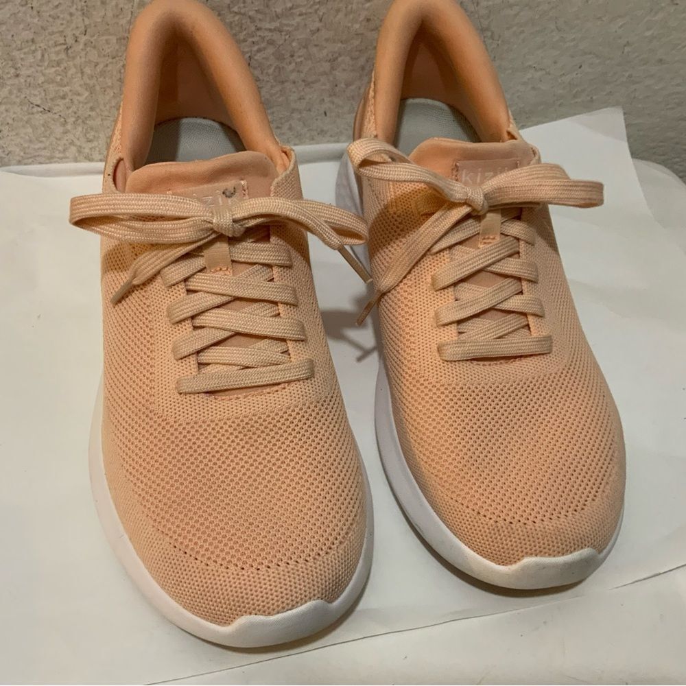 Kizik Athens Peaches N' Cream Pink Standard Hands-Free Shoes Womens 9.5 Men’s 8 - Picture 6 of 9